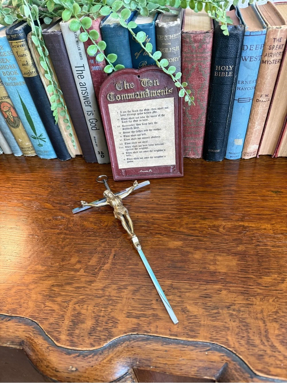 MCM Crucifix Wall Cross & Ten Commandments Plaque
